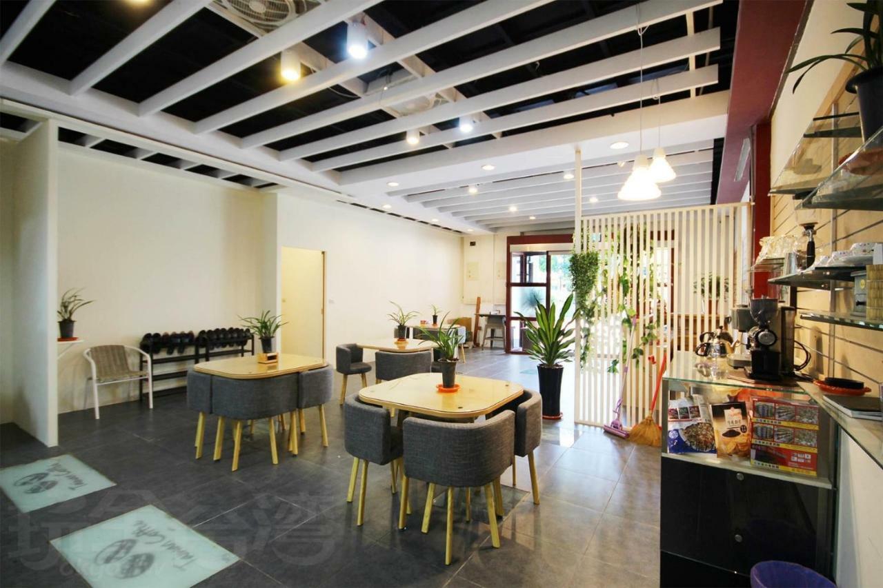 Sun Moon Lake Backpacker Hostel Yuchi Exterior photo