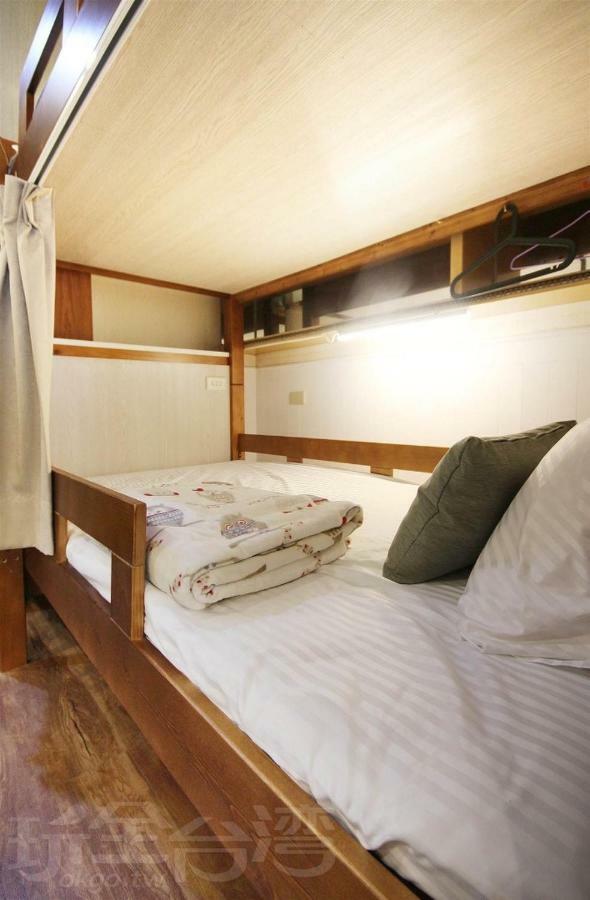 Sun Moon Lake Backpacker Hostel Yuchi Exterior photo